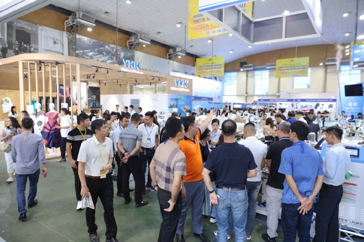 HanoiTex 2025 quy tụ hơn 250 gian hàng công nghệ, nguyên phụ liệu dệt may